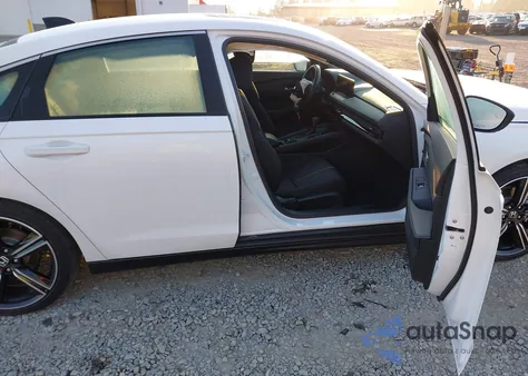 2025 Honda Accord Hybrid Sport из США, поврежденный, VIN 1HGCY2F57SA031961